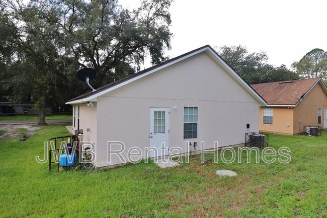 Building Photo - 6603 Miriam St