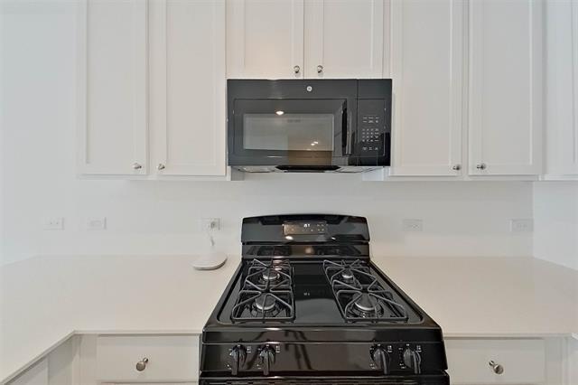 Building Photo - 814 Ginkgo Wy