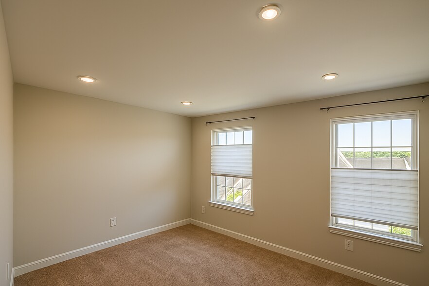 Building Photo - 9332 Janeway Dr