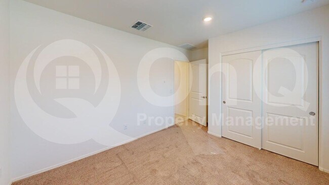 Building Photo - 5668 S Ruby Quin Pl