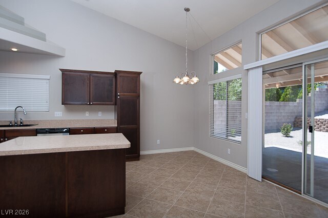 Building Photo - 849 Coral Cottage Dr