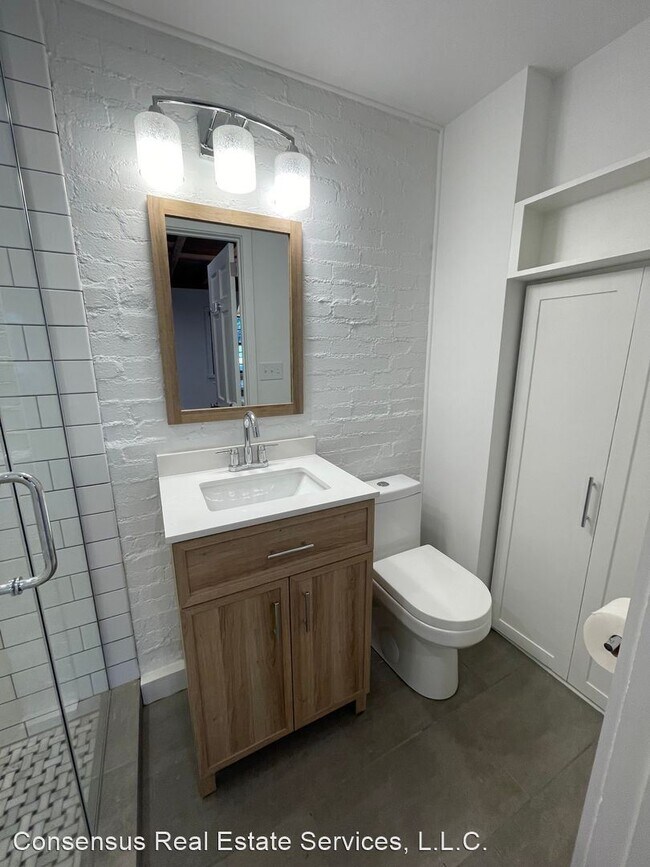 Building Photo - 1 br, 2 bath House - 2936 Rivermont Avenue #3