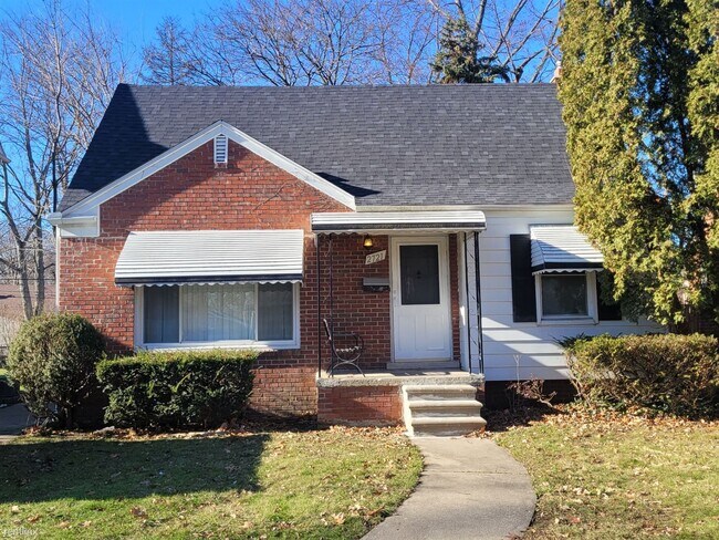 Primary Photo - 3 br, 1 bath House - 2721 N Connecticut Ave