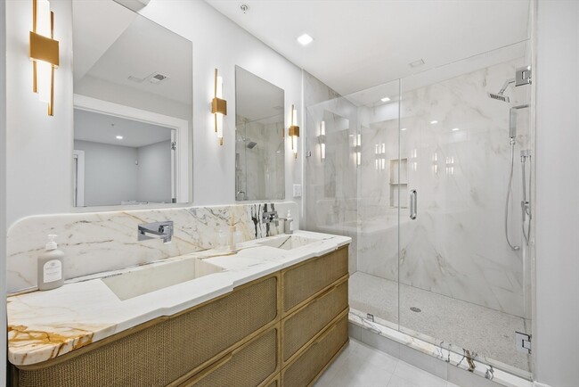 Building Photo - 125 Broad St