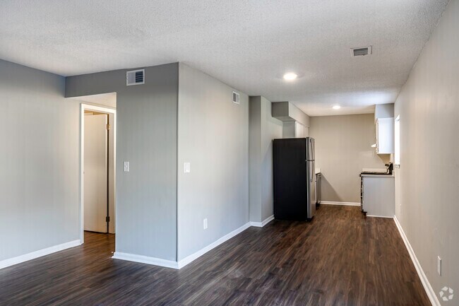 Building Photo - Oakside Apartments