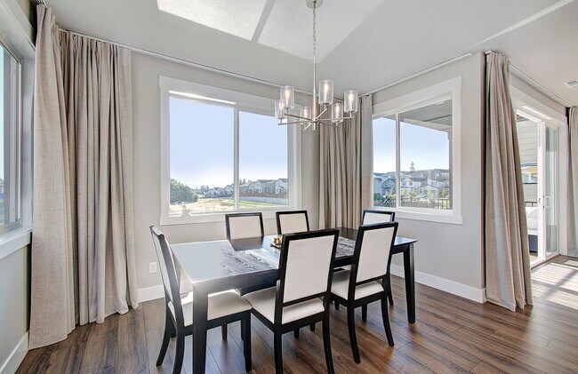 Building Photo - 17606 NW 7th Ave