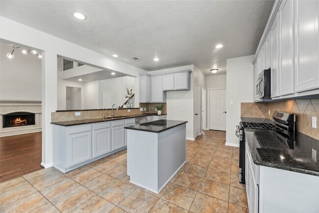 Building Photo - 26215 Salt Creek Ln