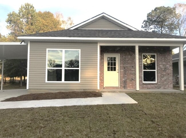Building Photo - 36034 Cheray Dr