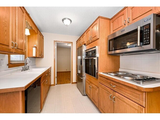 Building Photo - 7201 Kentucky Ave N