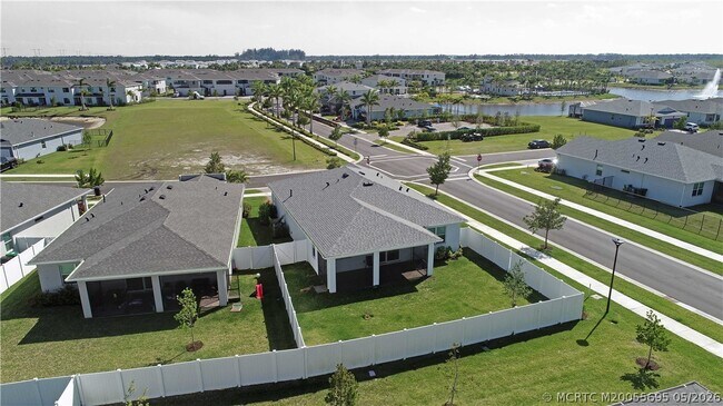 Building Photo - 14143 SW Safi Ter