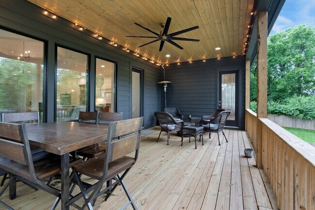 Building Photo - 3733 Estes Rd