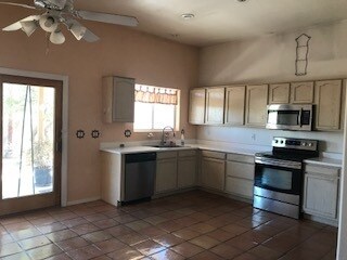 Building Photo - Horse property - 36412 N 10th St Phoenix