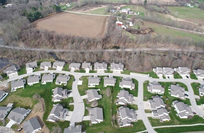 Building Photo - 4586 Creekside Dr