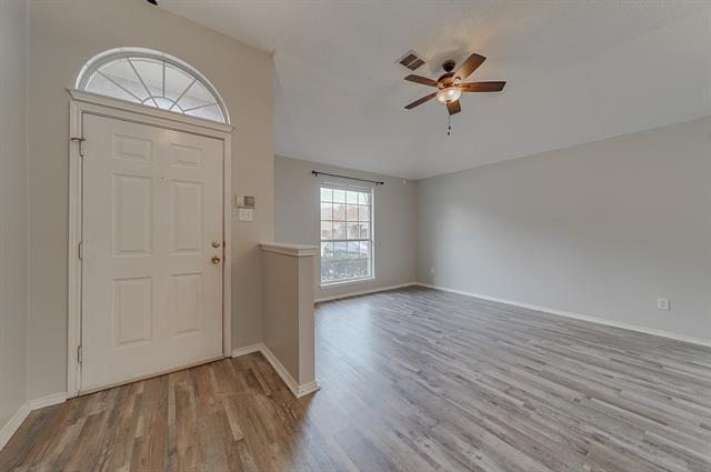Building Photo - 10617 Memphis Dr