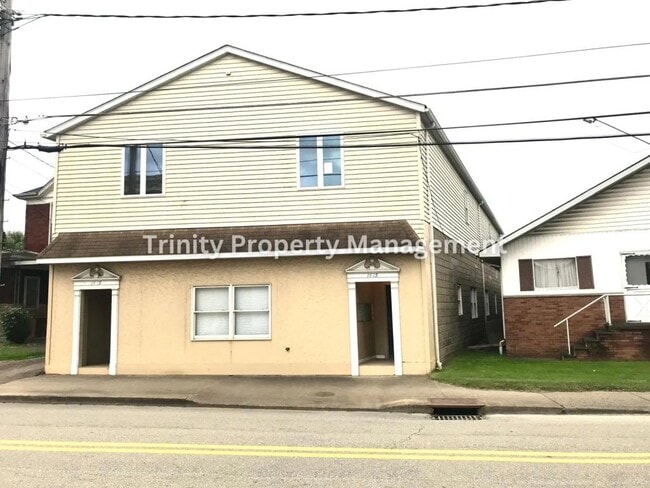 Building Photo - 1419 W Pike St