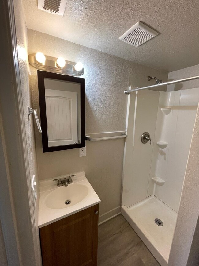 Building Photo - 3128 S 900 E