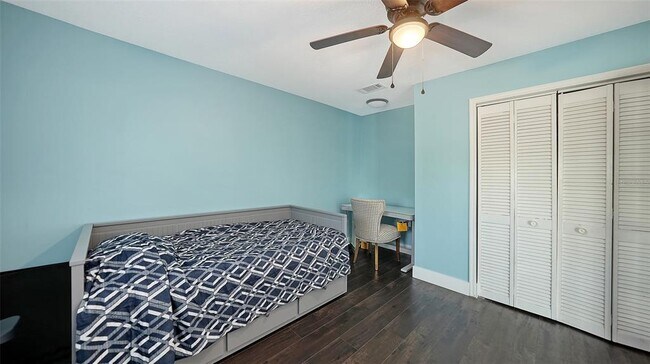 Building Photo - 3507 Pinecrest St