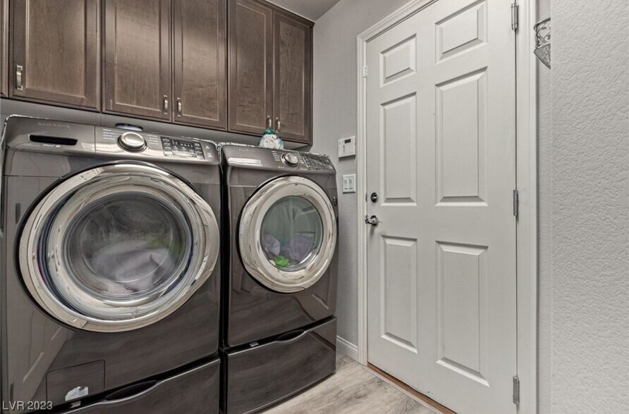 Building Photo - 9784 Kodiak Island Ct