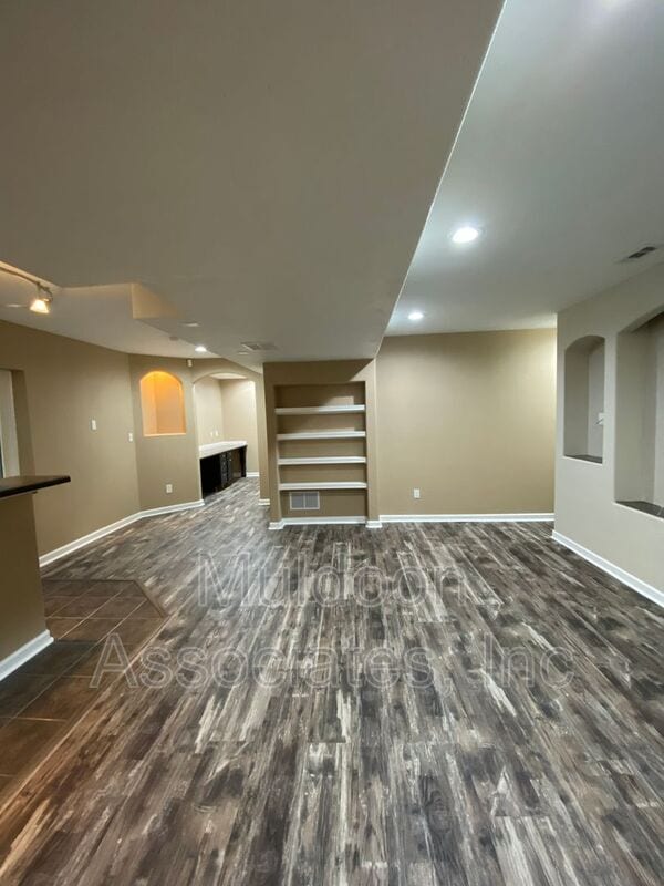 Building Photo - 4184 Coolwater Dr
