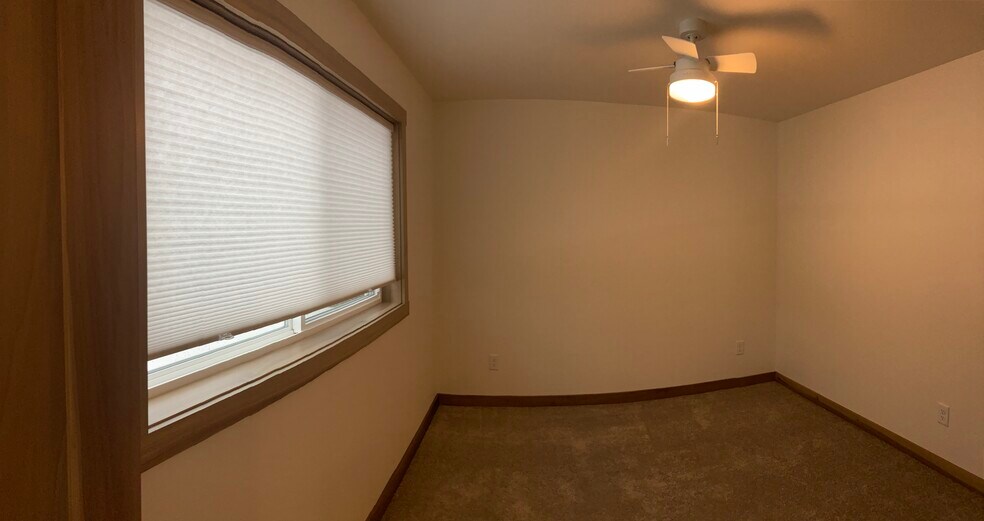Building Photo - 5230 County Rd II