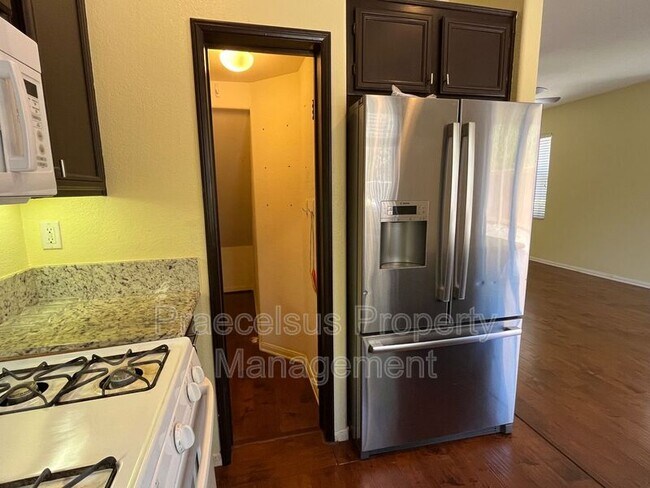 Building Photo - 2541 Garnet Peak Rd