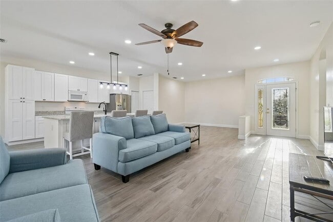 Building Photo - 3311 Stonebridge Trail