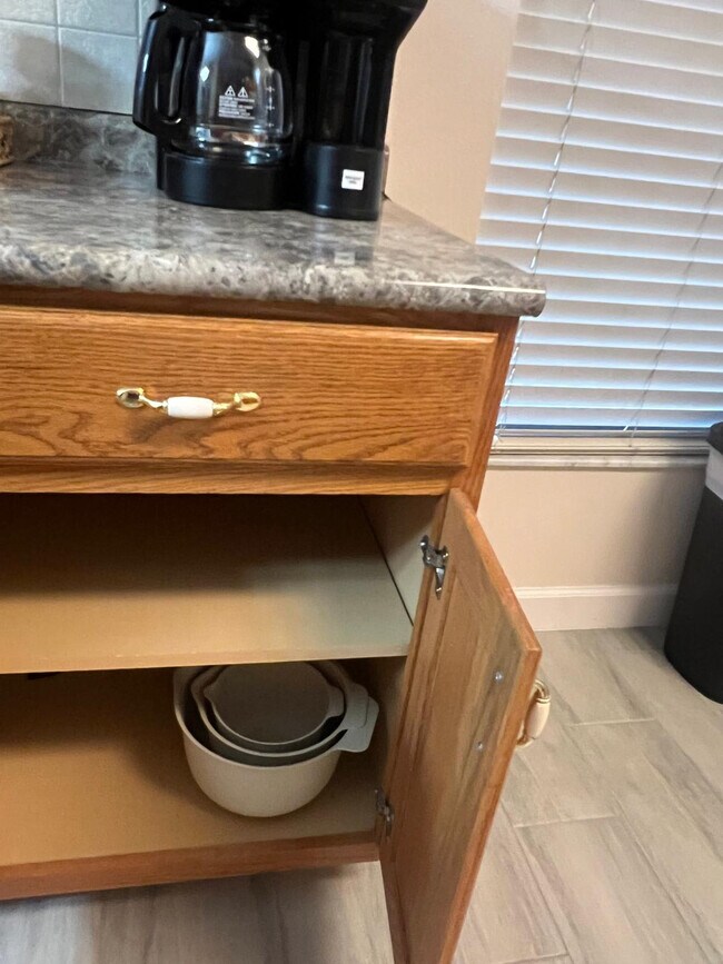 Building Photo - 13775 SW 115 Pl