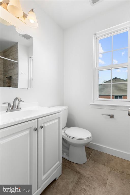 Building Photo - 239 Nottoway St SE