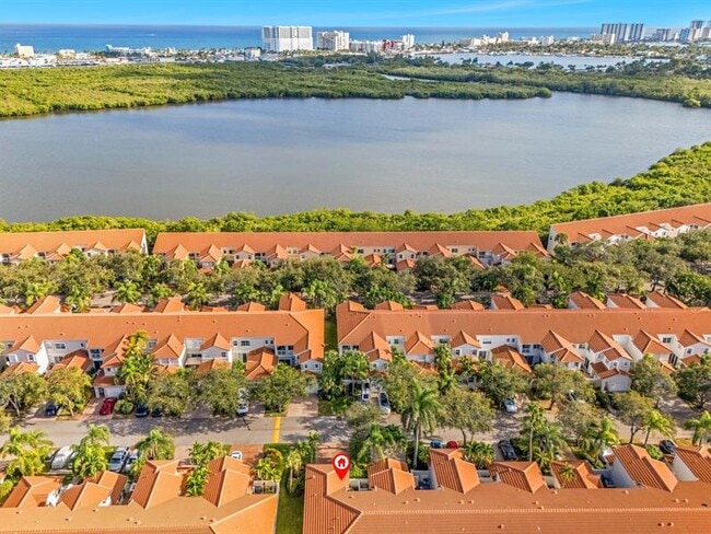 Building Photo - 1546 Yellowheart Way