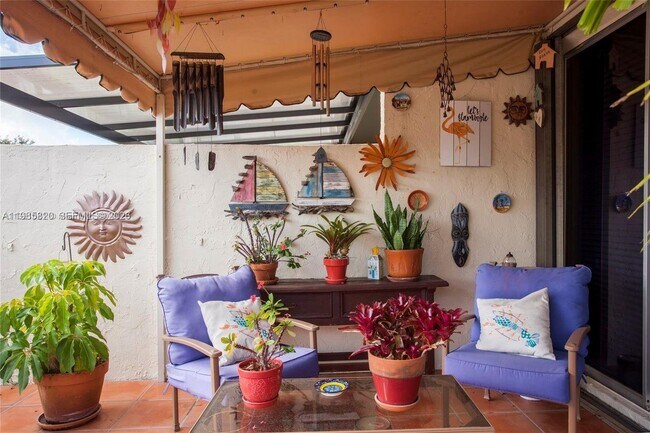 Building Photo - 10449 SW 78th St