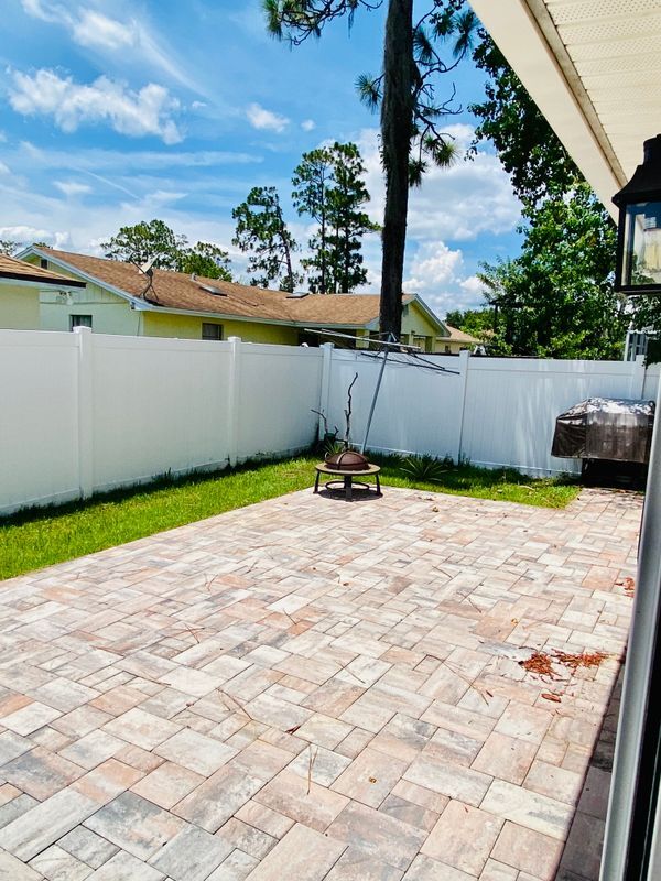 Building Photo - 659 Jaguar Ct
