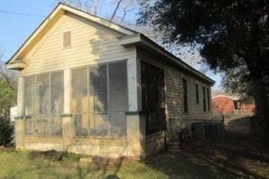 Building Photo - 2960 Pierpont Ave