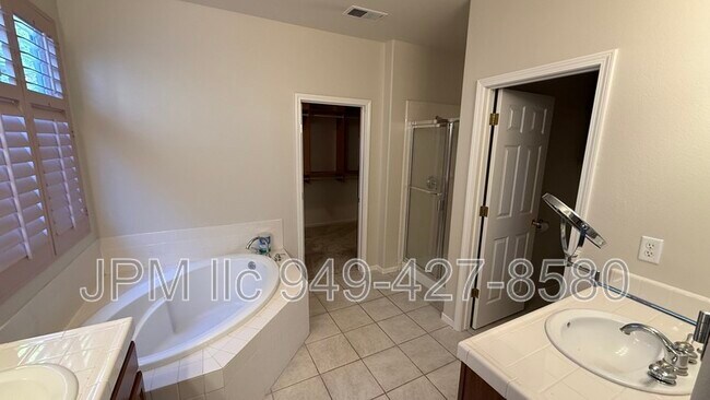 Building Photo - 1433 Gaucho Ln