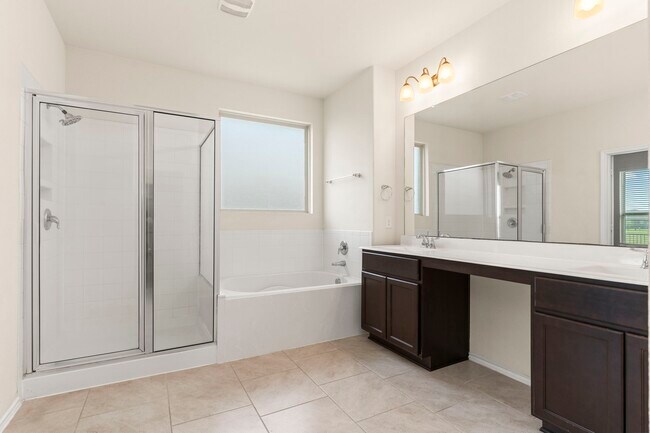 Building Photo - 23607 Legano Dr