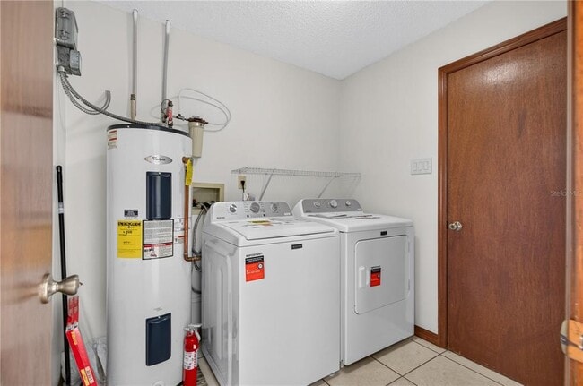 Building Photo - 4059 Waterview Loop