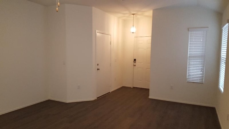 Building Photo - 7200 Dungarees Wy