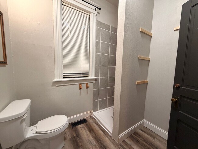 Building Photo - 1035 1st Ave S