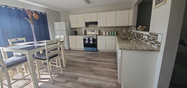 Building Photo - 13413 Alysheba Dr