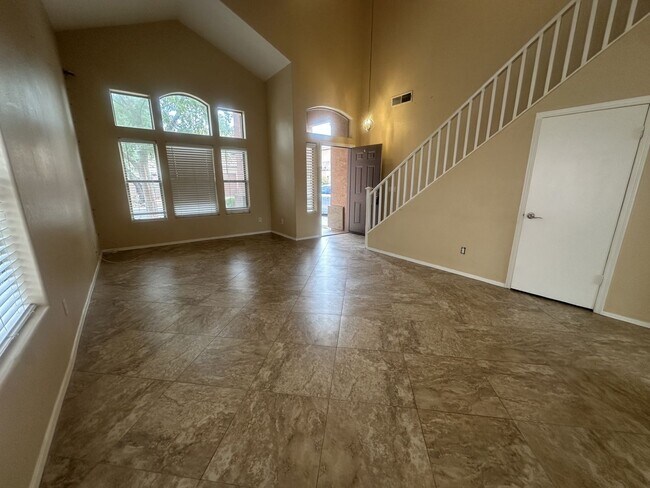 Building Photo - FOR LEASE – 3 BEDROOM, 2.5 BATH TWO STORY HOME WITH COMMUNITY POOL
