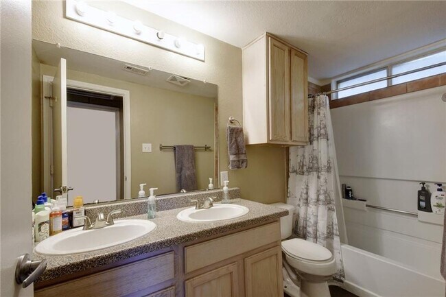 Building Photo - West Campus Complex For Lease Aug 2026!