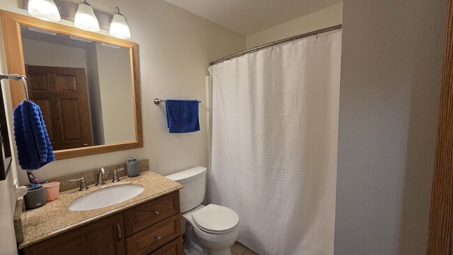 Building Photo - 3611 Fawn Ln