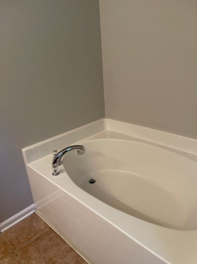 Building Photo - Discover Your Ideal Family Home in Pooler, Georgia!