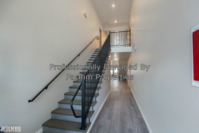 Primary Photo - 7411 E 4th Ave