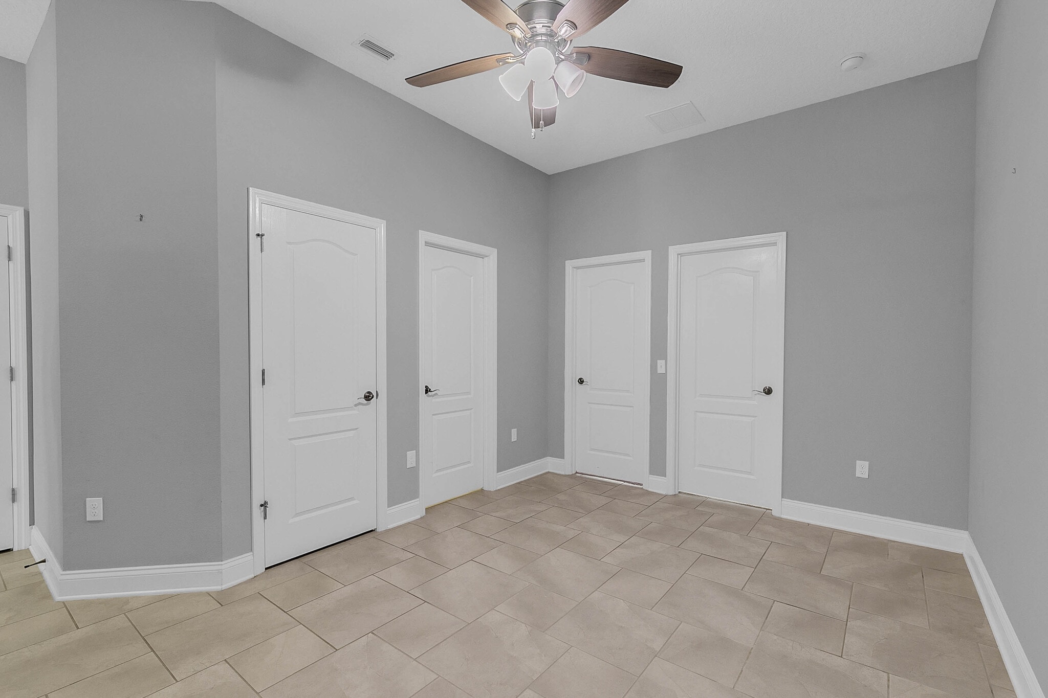 Building Photo - 16413 Good Hearth Blvd