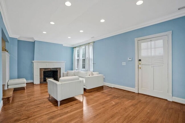 Building Photo - 5309 14th St NW