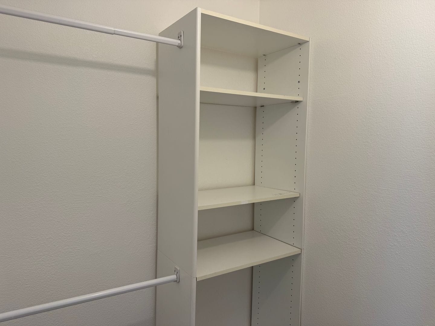 Building Photo - 639 N Richey Blvd