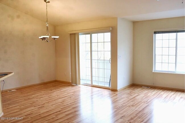Building Photo - 5775 Sapphire Loop