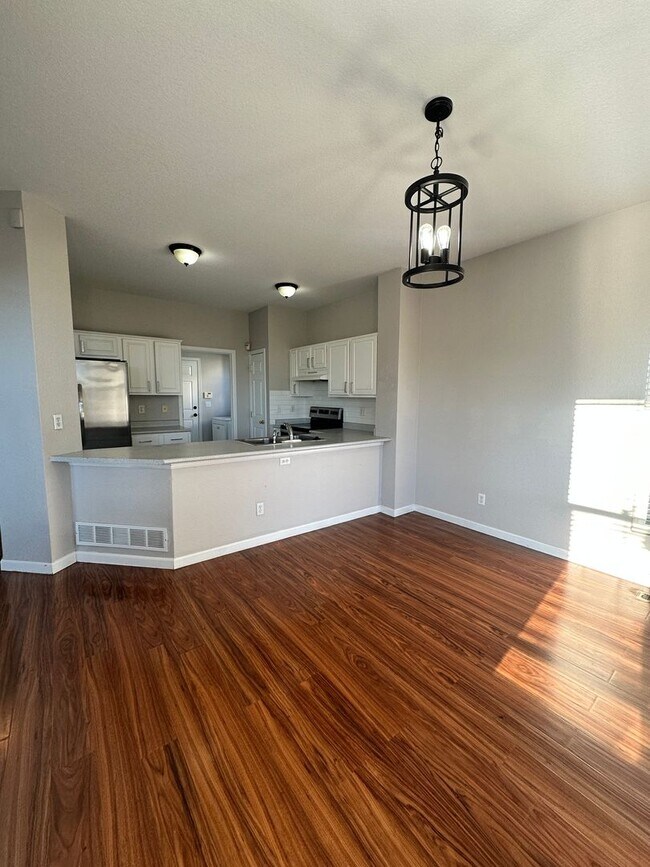 Building Photo - Single Family Home for Rent!