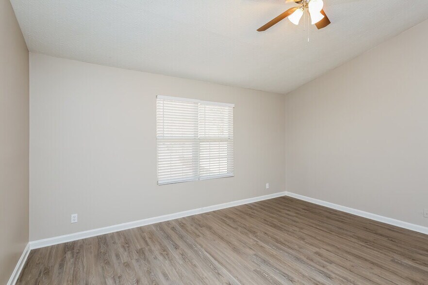 Building Photo - 3000 Sentinel Pkwy