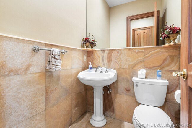 Building Photo - 4255 Gleneagles Dr
